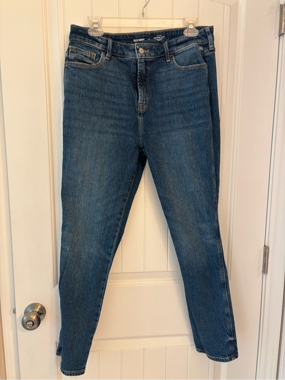 Old Navy Women’s Vintage Slim Jeans size 10